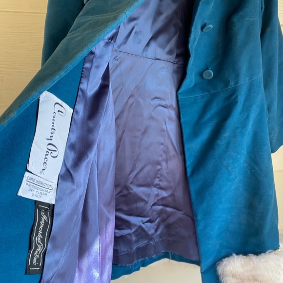 Vintage 60s Country Pacer Blue Velvet and Faux Fur Trim Belted Coat size medium - Picture 6 of 6